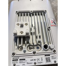   Orbi kültéri univerzális falitartó Mesh Wi-Fi műholdhoz (RBS50Y)