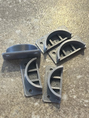 Csere rögzítő klipsz lakóautókhoz / lakókocsikhoz – rolós sötétítő- és szúnyoghálóhoz