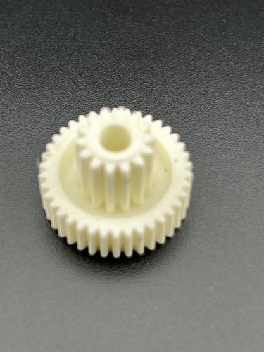 3D nyomtatott csere fogaskerék Mow Best 805 fűnyíróhoz – YardForce kompatibilis alkatrész, tartós műanyagból