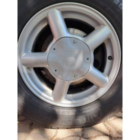   Szürke CW CD 70630 középsapka 15–16 colos Dezent  Borbet alufelnikhez