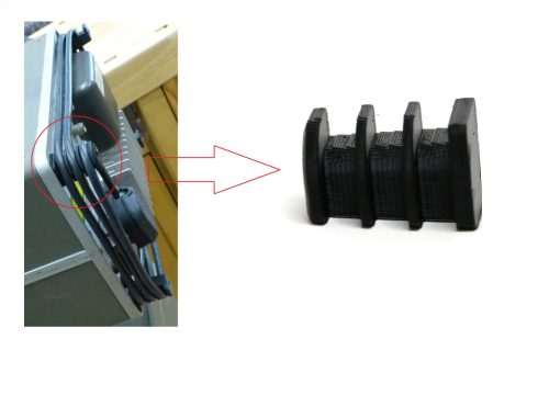 Fekete TEKTRONIX 453 / 453A / 454 / 454A Csere Kábelrögzítő Láb (Alkatrészszám: 348-0258-00)